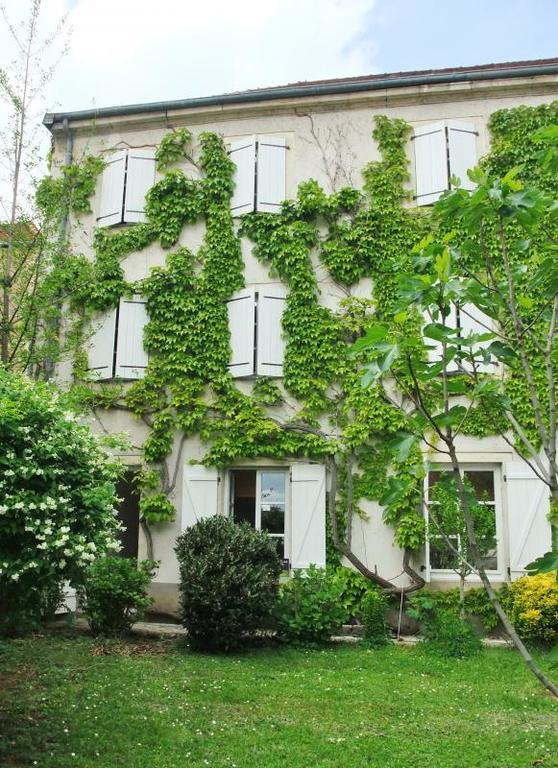 Villa Saint-Georges Vesoul Kültér fotó